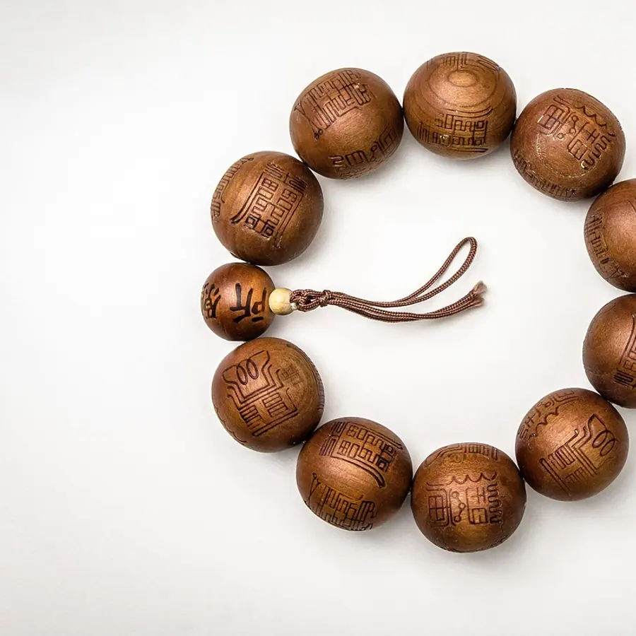 Buddhism, tree and crafts